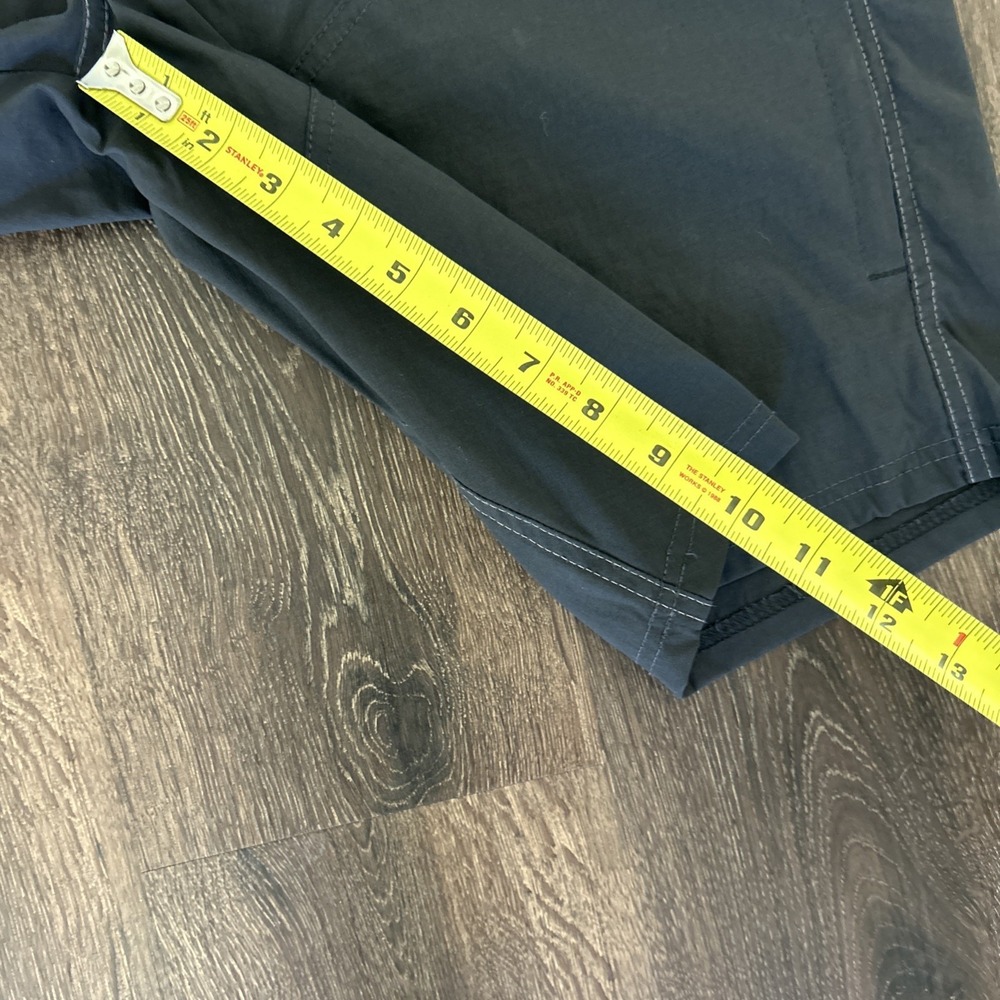 Kuhl Men's Cargo Shorts in Charcoal with Contrast Stitching - Picture 5 of 8